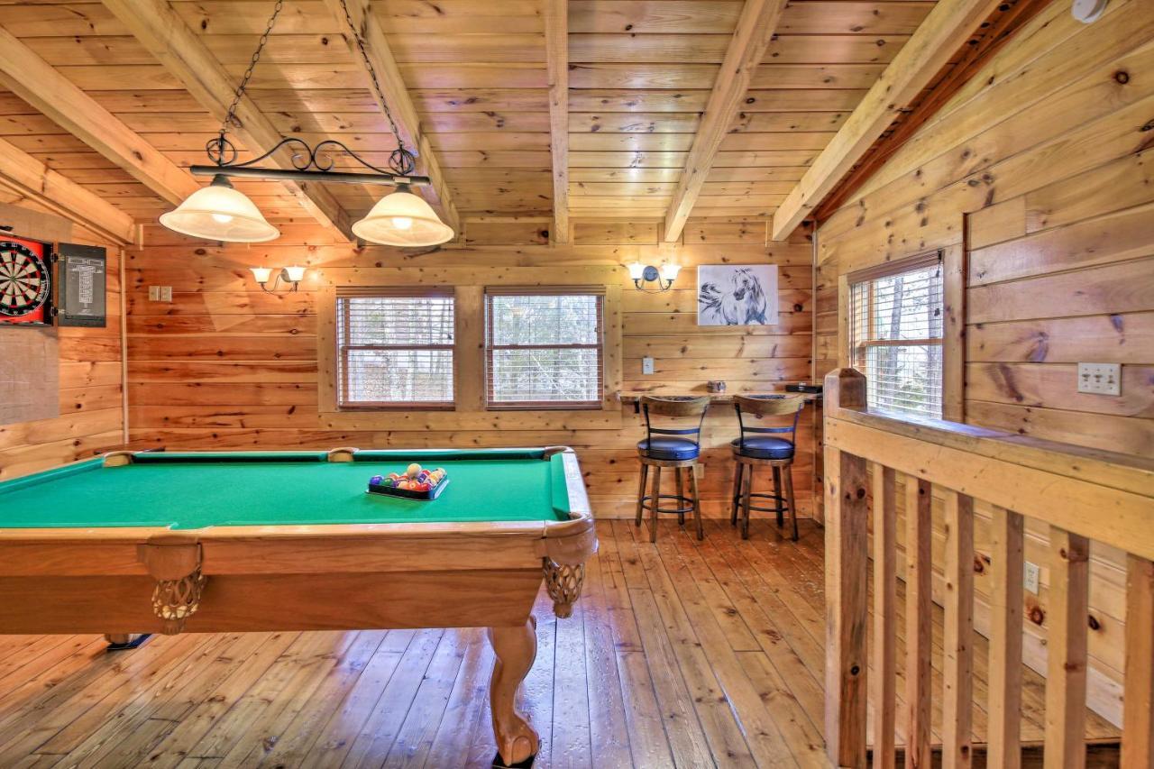 Sevierville Cabin With Deck Minutes To Pigeon Forge Eksteriør billede