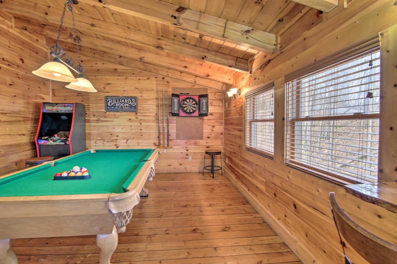Sevierville Cabin With Deck Minutes To Pigeon Forge Eksteriør billede
